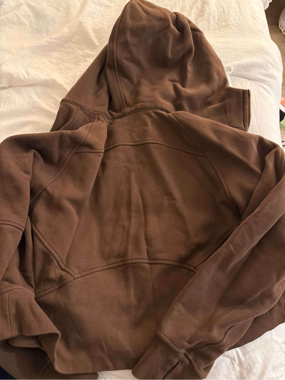 Lulu Scuba Zip-Up Hoodie with Gold Logo - Picture 3 of 3